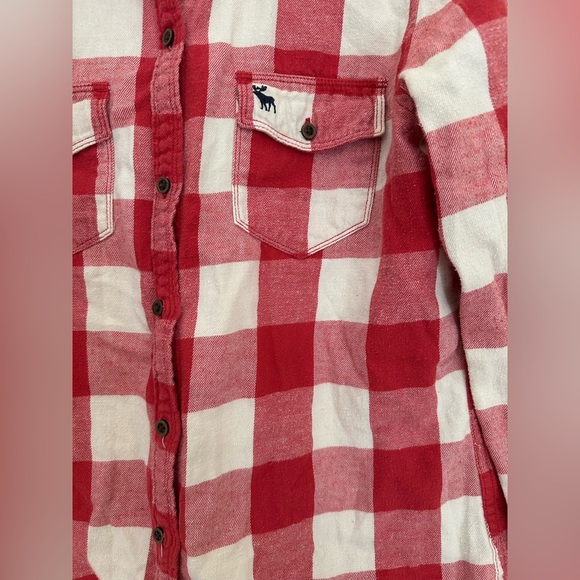 Abercrombie & Fitch Red and White Plaid Flannel Shirt - Picture 4 of 6